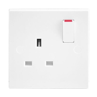 BG 13AMP 1 GANG SWITCHED SOCKET SINGLE POLE